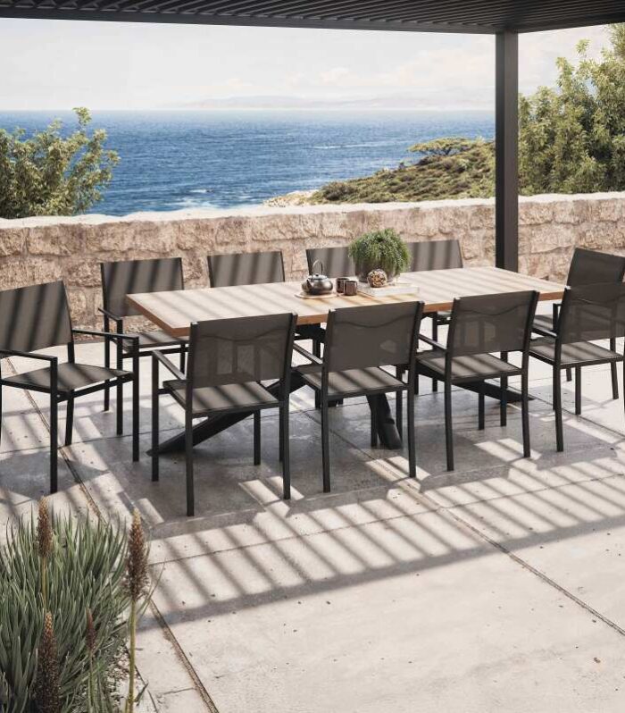Mesa de jardín de madera de acacia y aluminio 240x95 cm y 8 sillas con reposabrazos de textilene