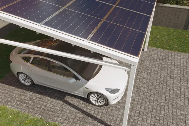 Pérgola de Aluminio Genova Solar Blanca 484x478 cm con Cubierta Solar Integrada
